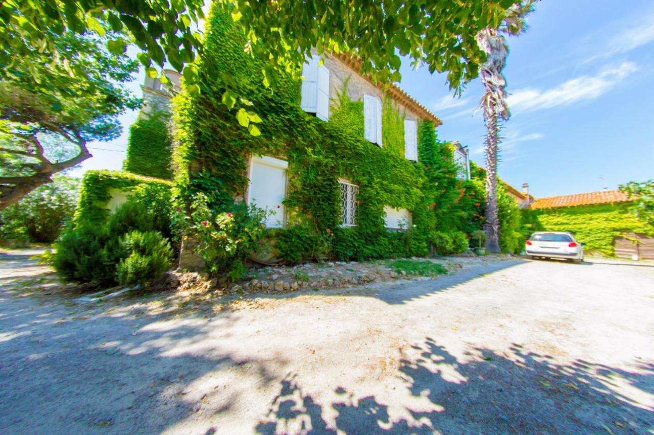 Domaine D'Azam - Aux Portes De La Clape Hotell Narbonne Eksteriør bilde